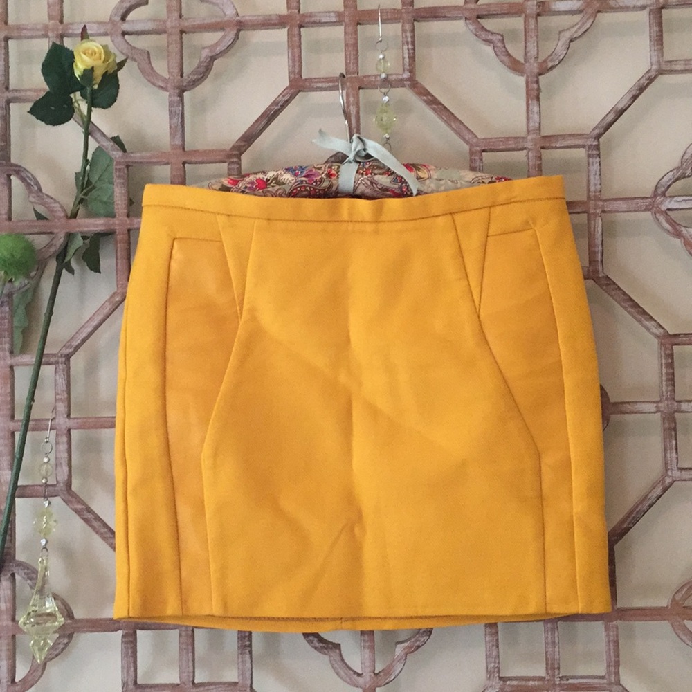 Wera orange miniskirt